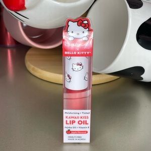 Hello kitty lip oil